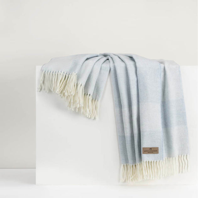 Tip Towel - White/French Blue – Cailini Coastal