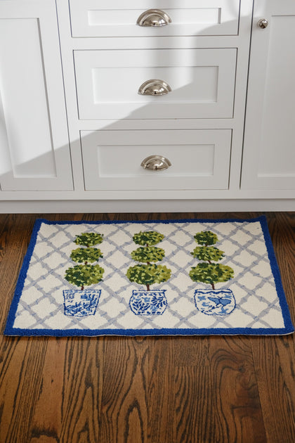 Topiary Design Rug Topiary Trellis Hook Rug – Cailini Coastal