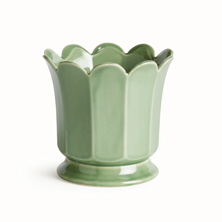 Gallway Scalloped Planter