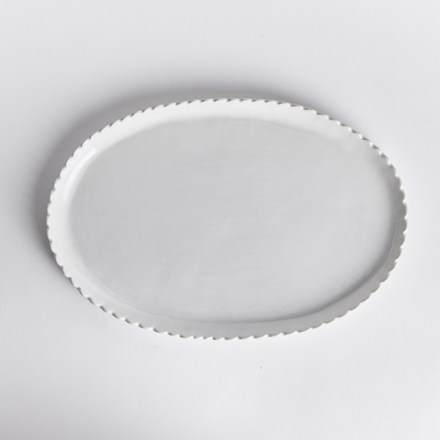 Scallop Edge Oval Tray