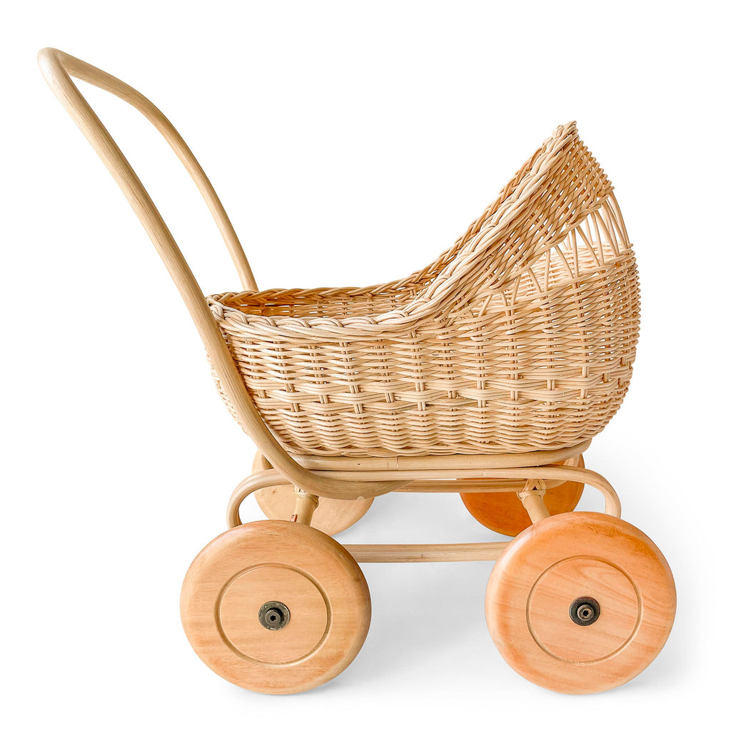 Wicker hotsell dolls pram